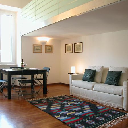 Rent In Rome - Eroiアパートメント エクステリア 写真